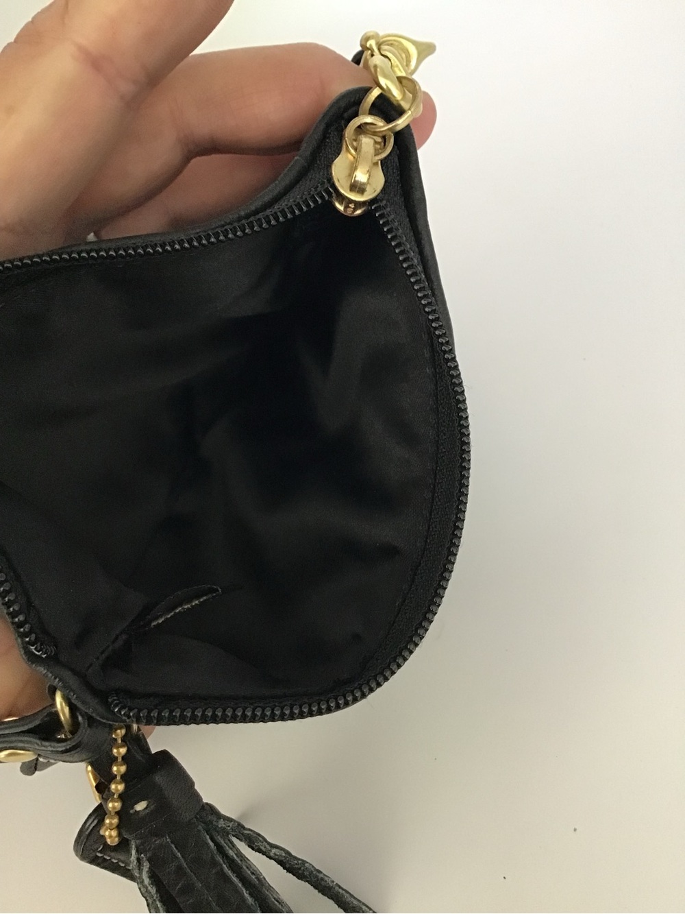 Coach Black Pebbled Leather Wristlet Clutch Pouch Tassel Zip Wrist Strap - Picture 6 of 8